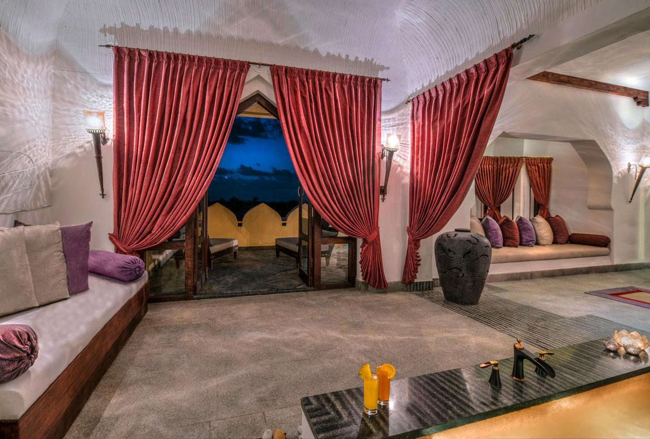 Hotel Evolve Back Hampi Esterno foto