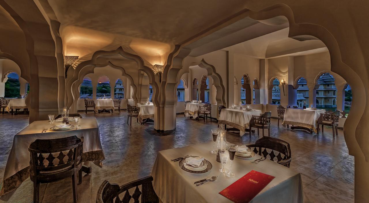 Hotel Evolve Back Hampi Esterno foto